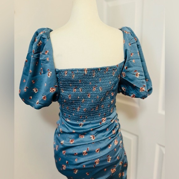 ASTR The Label Elegant Blue Floral Puff Sleeve‎ Fitted Dress Women's Medium - Picture 10 of 12